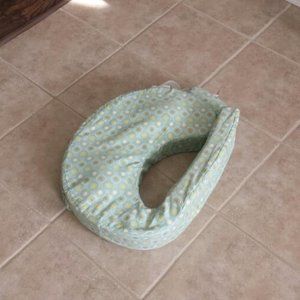 MYBRESTFRIEND / MY BRESTFRIEND / MY BREAST FRIEND NURSING PILLOW